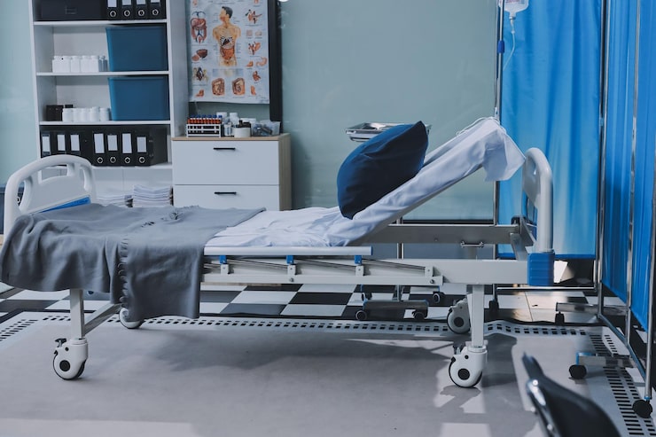 Electric-vs-Manual-Hospital-Beds-Which-One-Should-You-Choose