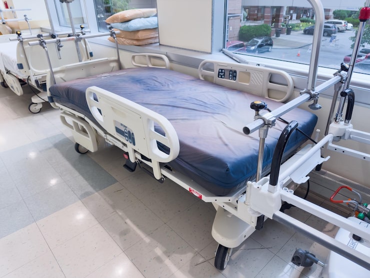 Electric Hospital Bed Price in India: What Should You Expect in 2026?