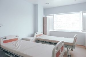 Hospital Bed vs Recliner Bed: Which One Should You Buy for Home Care?