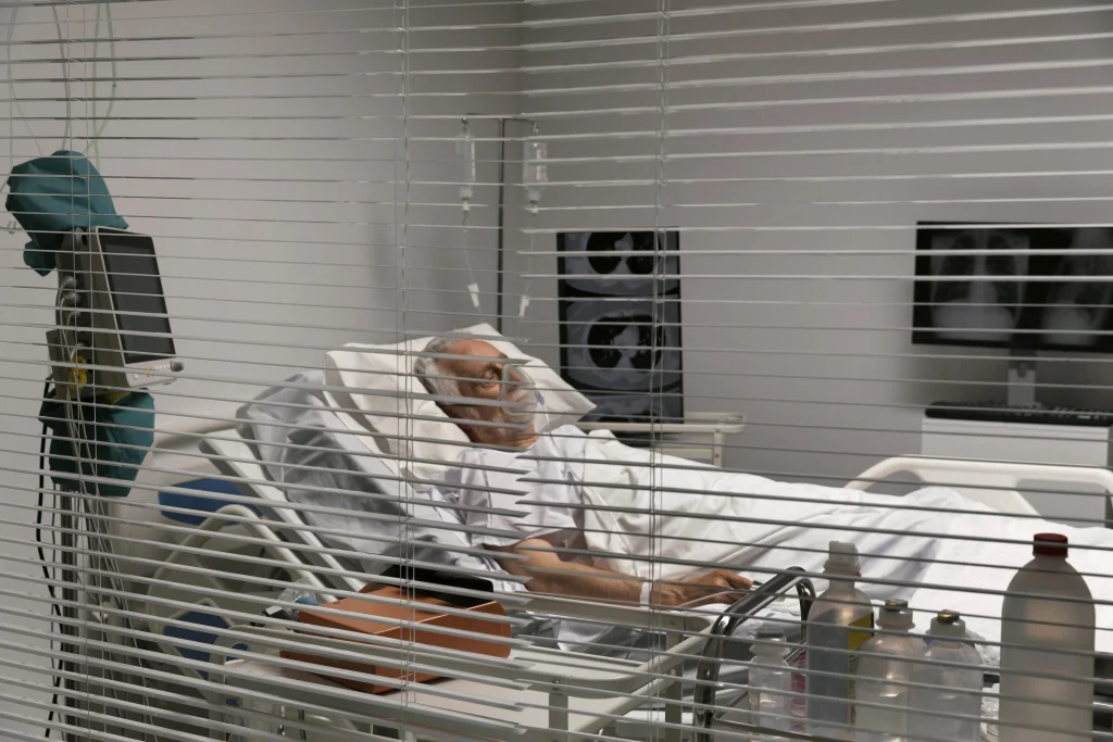 Learn why hospitals use electric patient beds and why more families choose them for home care, comfort, and recovery. Contact Zero-G Beds.